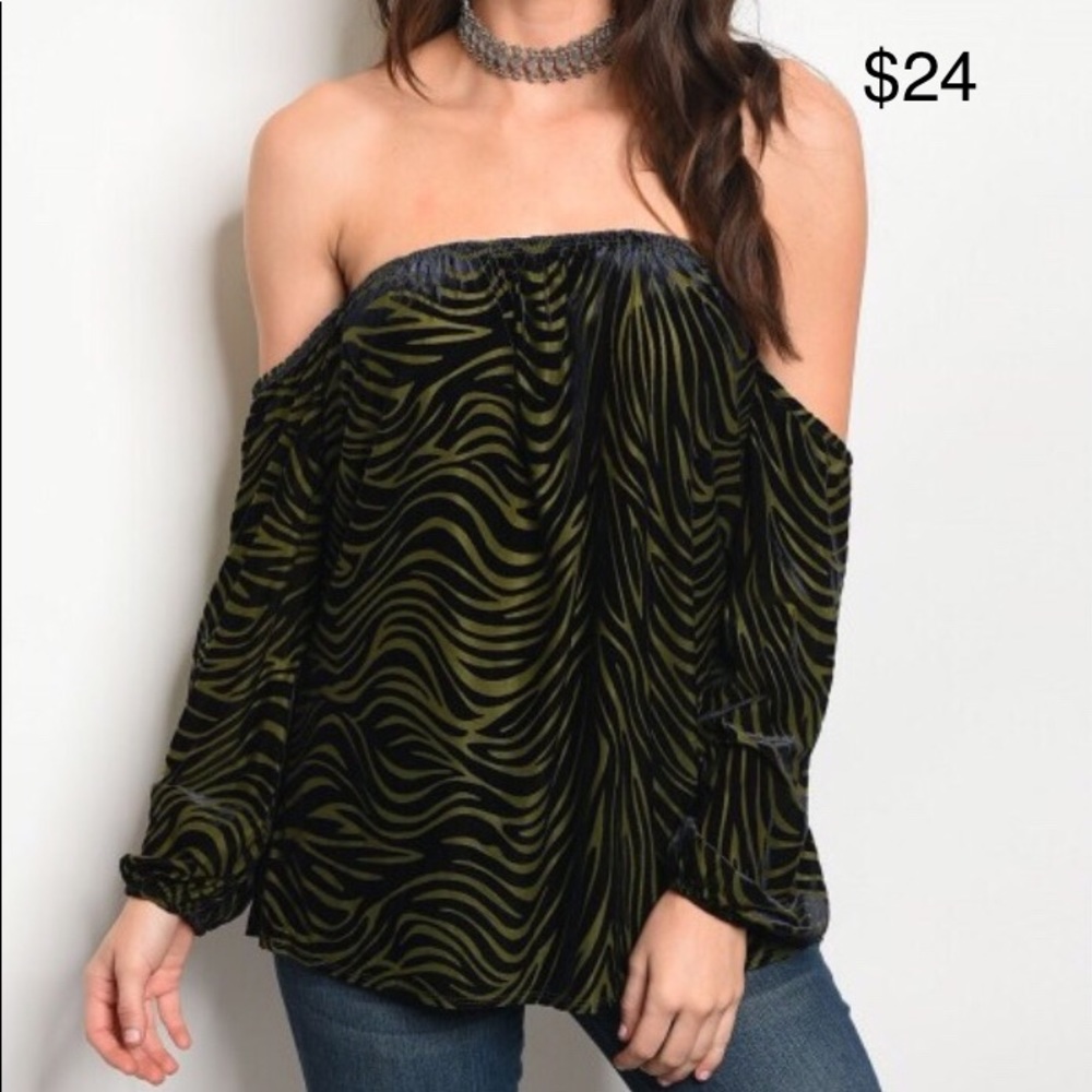 Off the shoulder zebra print top